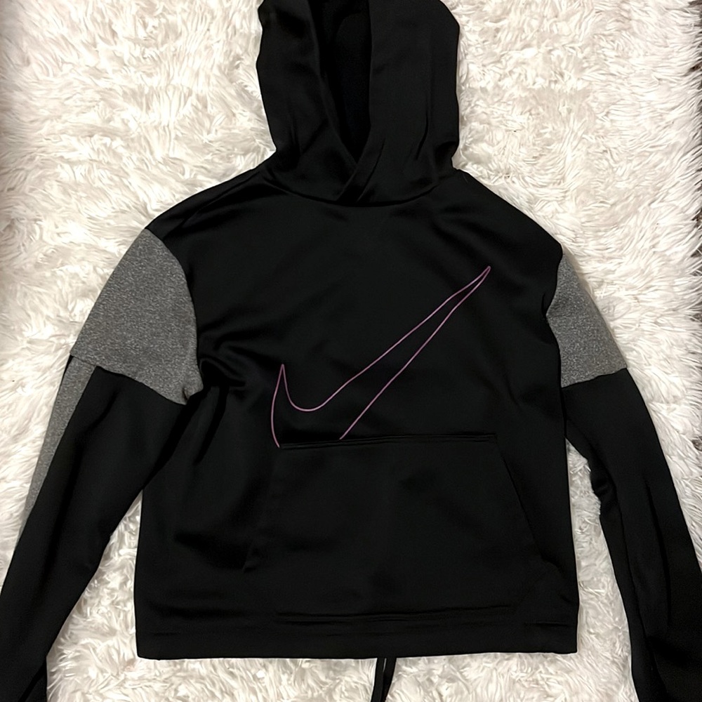 Nike sweatshirt with pocket and cinch bottom